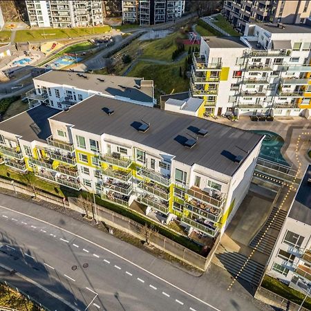3 Sleeping Rooms For 82M2 Which Direct Traffic To Airport And City Center Bergen Zewnętrze zdjęcie