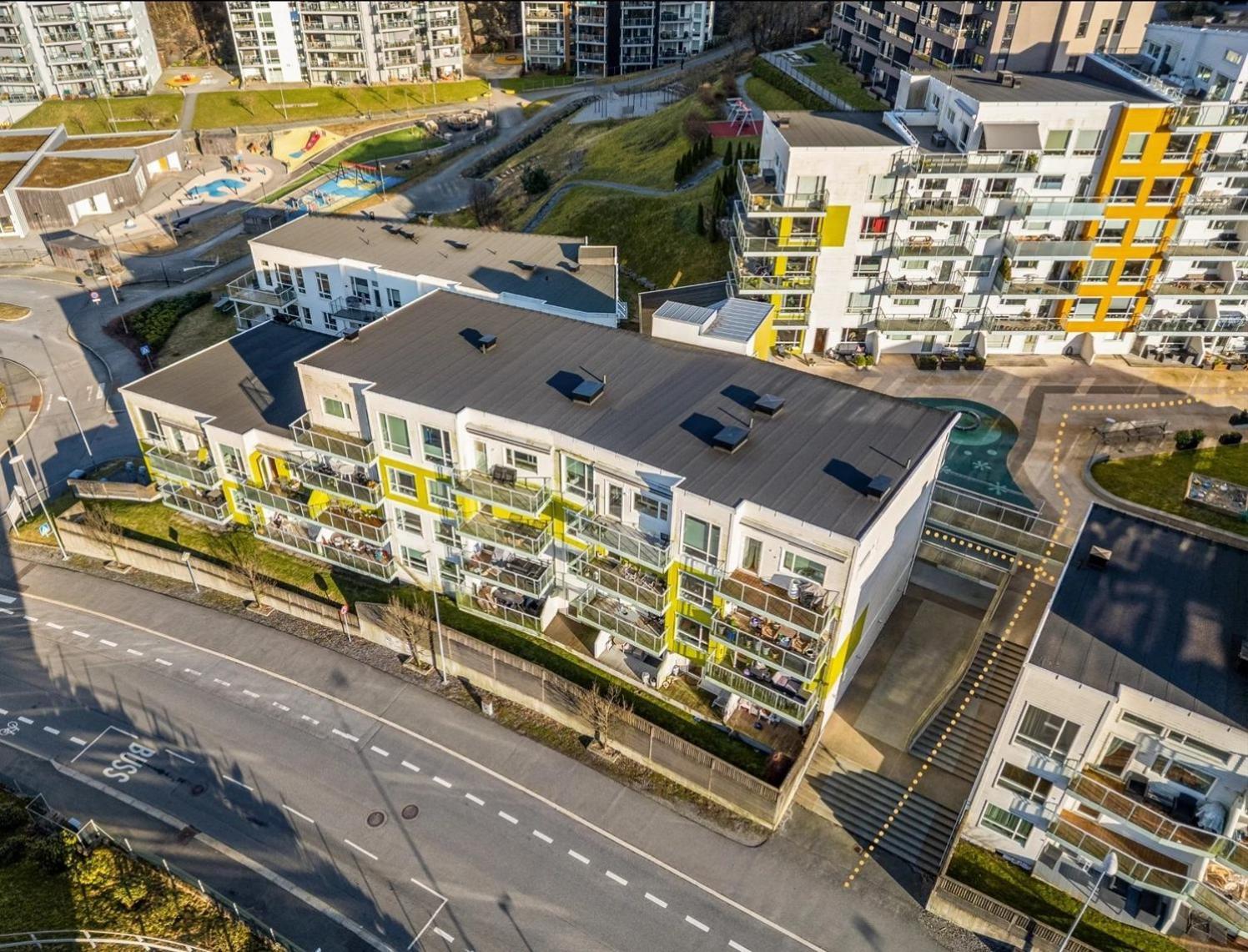 3 Sleeping Rooms For 82M2 Which Direct Traffic To Airport And City Center Bergen Zewnętrze zdjęcie